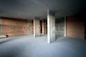 комерційна за адресою Родини Крістерів вул., 16
