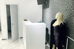 комерційна за адресою Європейська вул., 4