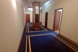 комерційна за адресою Новокостянтинівська вул., 13