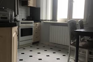 квартира за адресою Анни Ахматової вул., 25