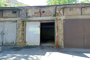 комерційна за адресою Михайла Коцюбинського вул., 2