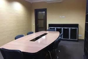 комерційна за адресою Звіринецька вул., 59