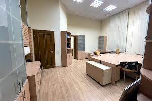 комерційна за адресою Микільсько-Слобідська вул., 2-В