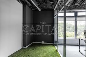 комерційна за адресою Деміївська вул., 11