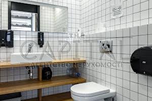 коммерческая по адресу Кловский спуск, 7