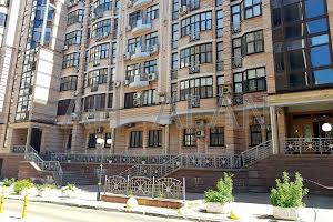 коммерческая по адресу Паторжинского ул., 14