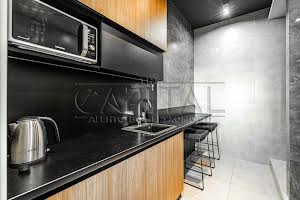 комерційна за адресою Кловський узвіз (Кловський), 7a