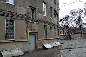 комерційна за адресою Гіршмана вул., 17