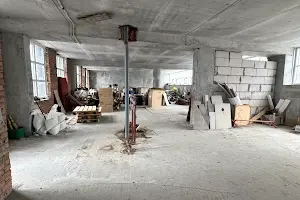 коммерческая по адресу Николая Ушакова ул., 1-Д