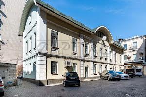 коммерческая по адресу Златоустовская ул., 2/4