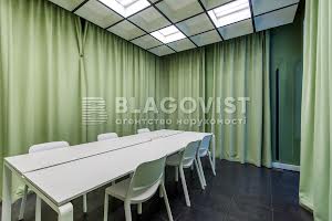 комерційна за адресою Новоселицька вул., 7