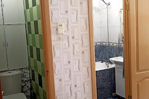 квартира за адресою Валентинівська вул. (Блюхера), 40