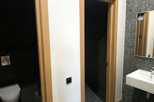 комерційна за адресою Кловський узвіз, 7