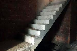 комерційна за адресою Бориса Гмирі вул., 22