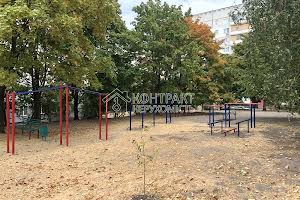 квартира по адресу Гвардейцев-Широнинцев ул., 92