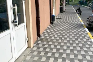 комерційна за адресою Кленова вул., 45-А/1