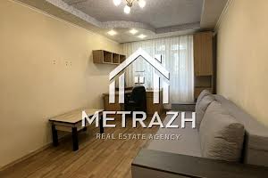 квартира за адресою Польова вул., 8