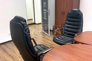комерційна за адресою Глибочицька вул., 40