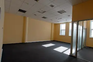 комерційна за адресою Миколи Голего вул. (Лебедєва-Кумача), 7-В
