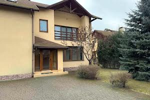 будинок за адресою с. Новосілки, Садова вул., 3