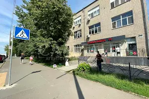 комерційна за адресою Салютна вул., 5Б