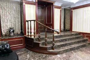 комерційна за адресою Костельна вул., 4