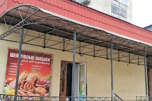 комерційна за адресою вул. Короленка, 5