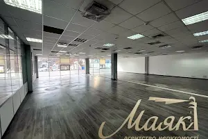 комерційна за адресою Протасів Яр вул., 2