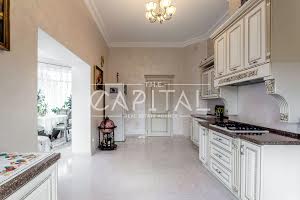 будинок за адресою с. Лісники, Вишнева вул.