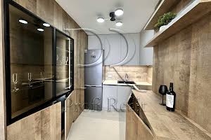 квартира за адресою Генерала Грекова вул., 4