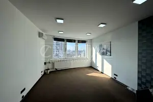 комерційна за адресою Валерія Лобановського просп., 150