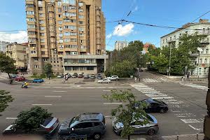 коммерческая по адресу Саксаганского ул., 63/28