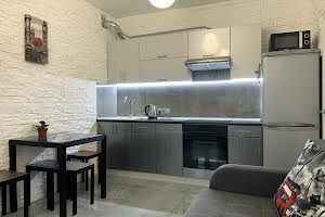 квартира за адресою Салютна вул., 2в