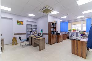 коммерческая по адресу Якова Гніздовського ул. (Магнітогорська), 1