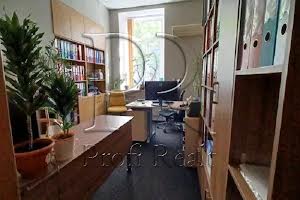 комерційна за адресою Лесі Українки бульв., 27/2