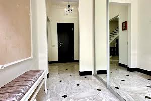 будинок за адресою с. Петропавлівська борщагівка, Фізкультурний пров.