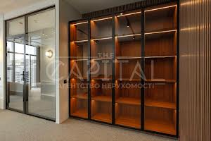 комерційна за адресою Бульварно-Кудрявська вул. (Воровського), 15