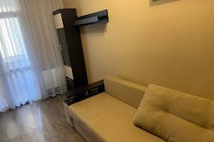 квартира за адресою Домобудівельна вул., 5
