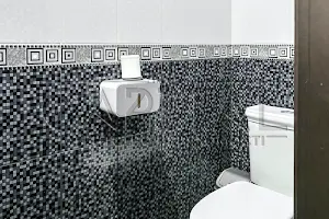 комерційна за адресою Олеся Гончара вул., 35