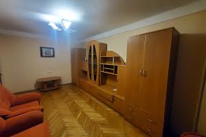 квартира за адресою Пантелеймона Куліша вул. (Челябінська), 7