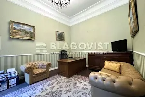 комерційна за адресою Ольгинська вул., 2/1