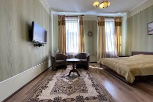 квартира за адресою Івана Франка, 75