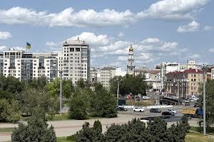 комерційна за адресою майдан Ірини Бугримової пл., 1