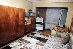 квартира за адресою Героїв полку 