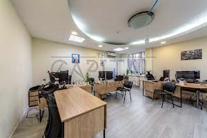 коммерческая по адресу Василия Тютюнника ул. (Анрі Барбюса), 5-В