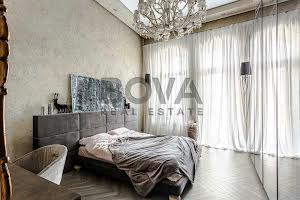 будинок за адресою Янтарна вул., 1
