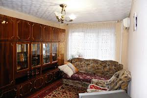 квартира за адресою Кобилянського вул., 203
