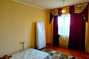 будинок за адресою смт. Коротич, Весняна, 4