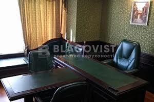 комерційна за адресою Інститутська вул., 18-А