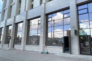 комерційна за адресою Хрещатик вул., 16